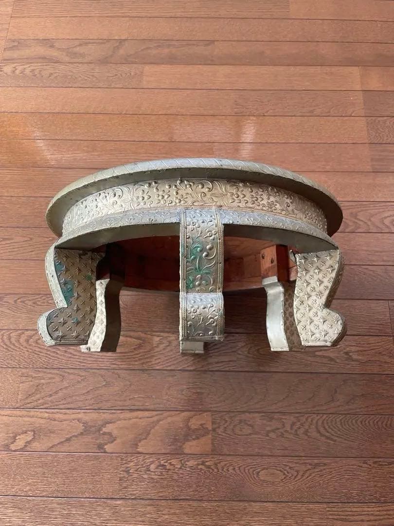 アジアンテイスト　インド製丸テーブル