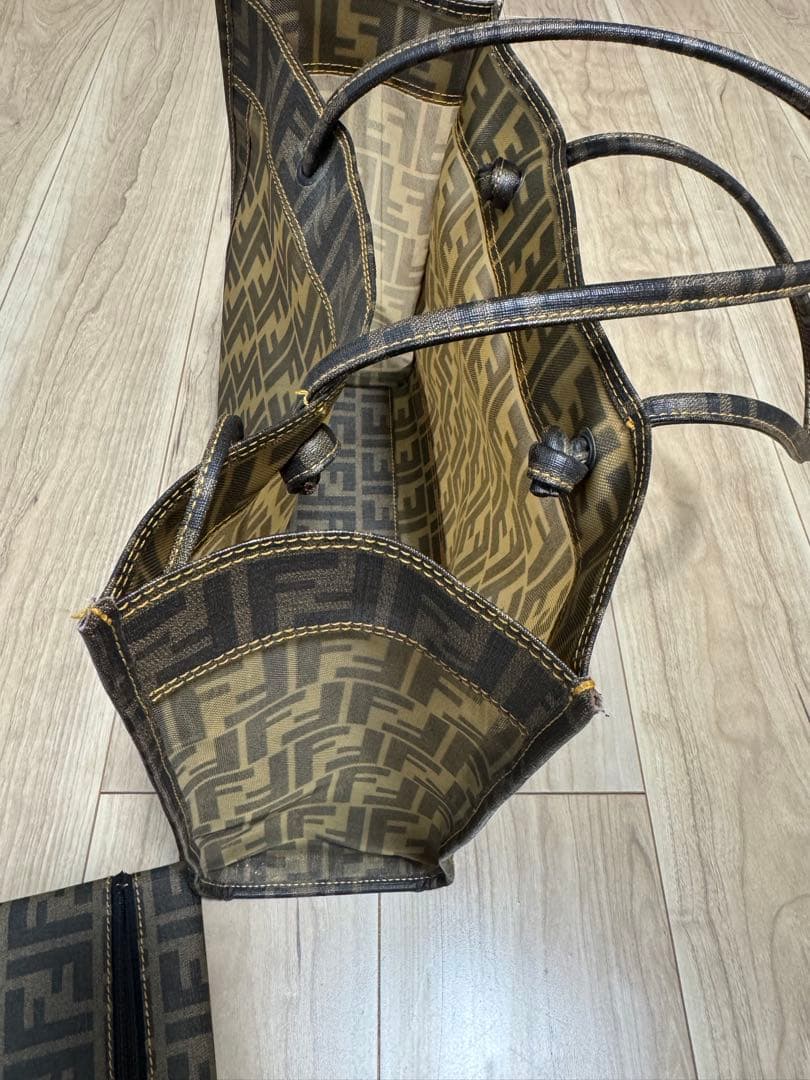 お値下げFendi FFロゴ トートバッグ