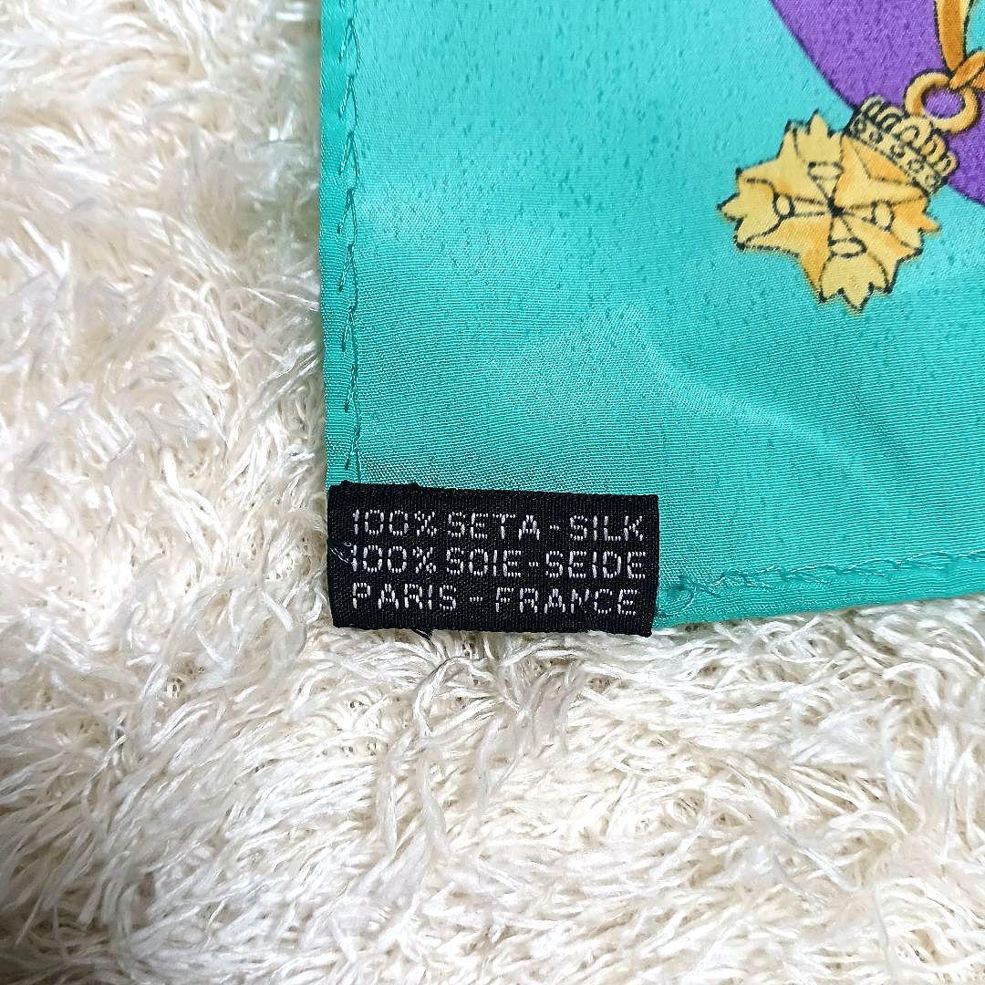 HERMES エルメス スカーフ カレ90 鮮やかグリーン シルク100% 美品