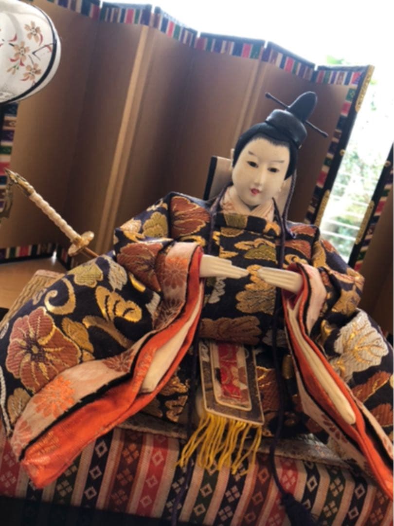 中六　雛人形