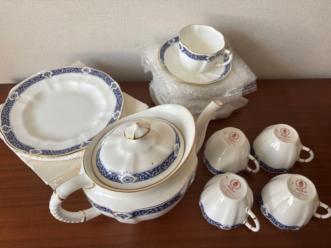 ☆希少廃盤品☆ロイヤルクラウンダービー ミルデール　セット