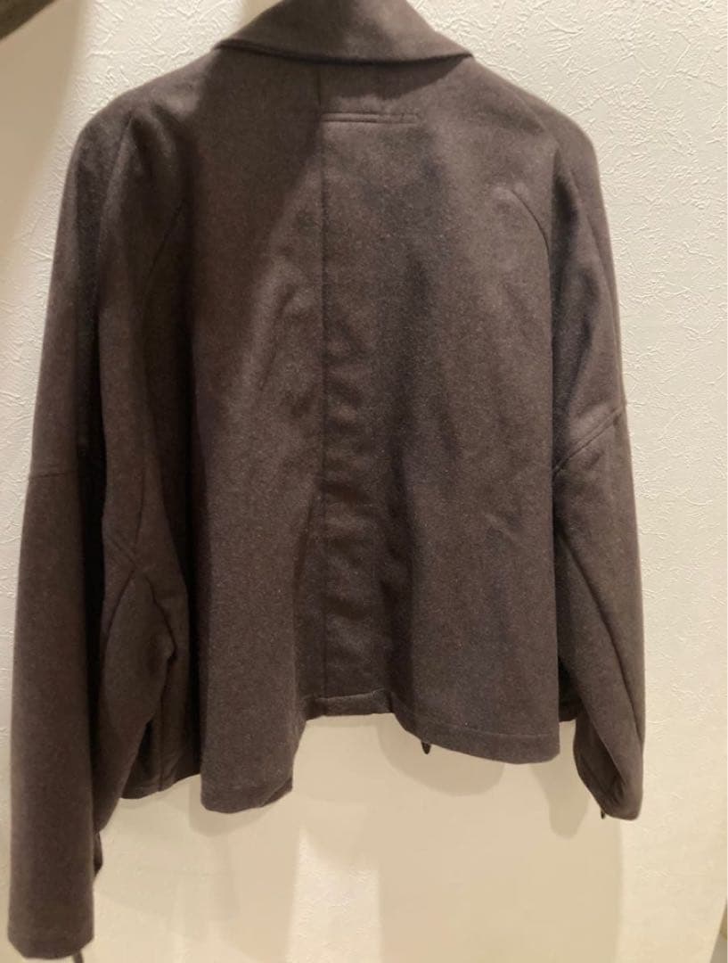 ショートトレンチコート