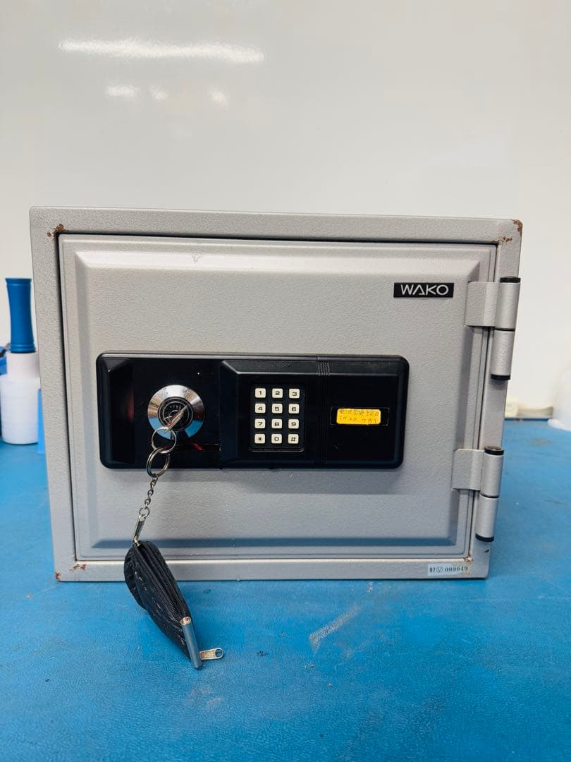 福岡発 Wako ワコー 耐火金庫 耐衝撃 小型 アンティーク ビンテージ
