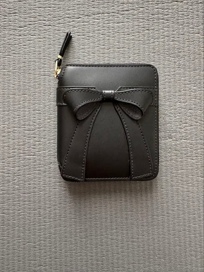 コムデギャルソン Big Bow Full Zip Around Wallet