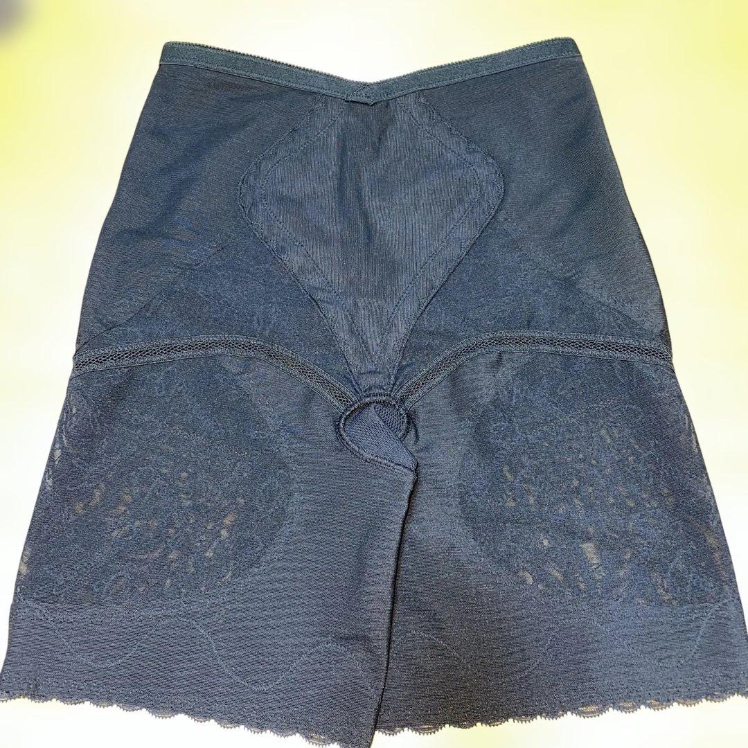 シャンデール　ロングガードル　新品 76 補正下着