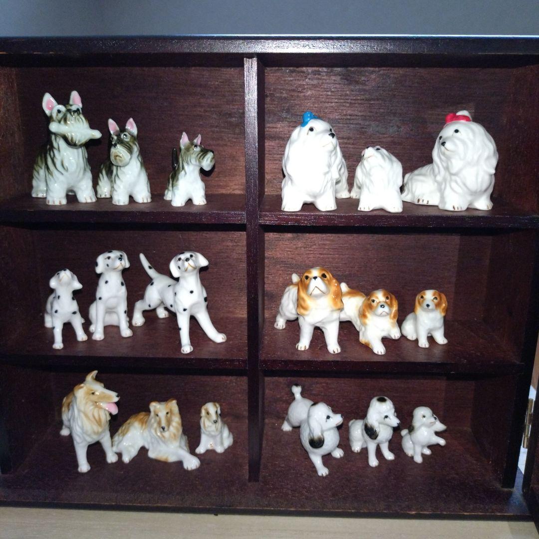 ミニチュア陶器犬の置物・ケース付きセット