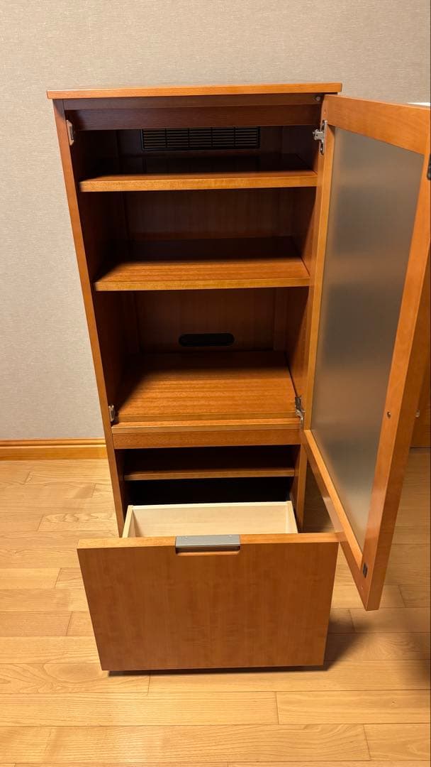 カリモク家具 木製 ガラスキャビネット
