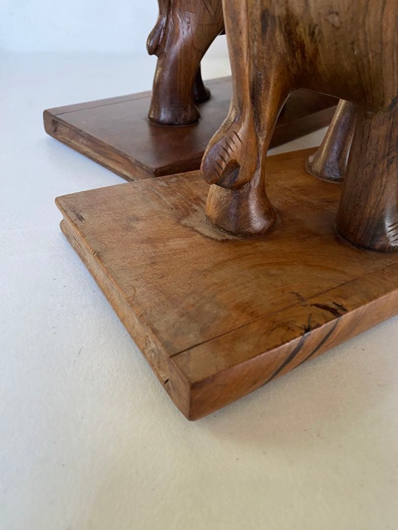 象　木製ブックスタンド　本立てビンテージ　アンティーク　置物　木製象