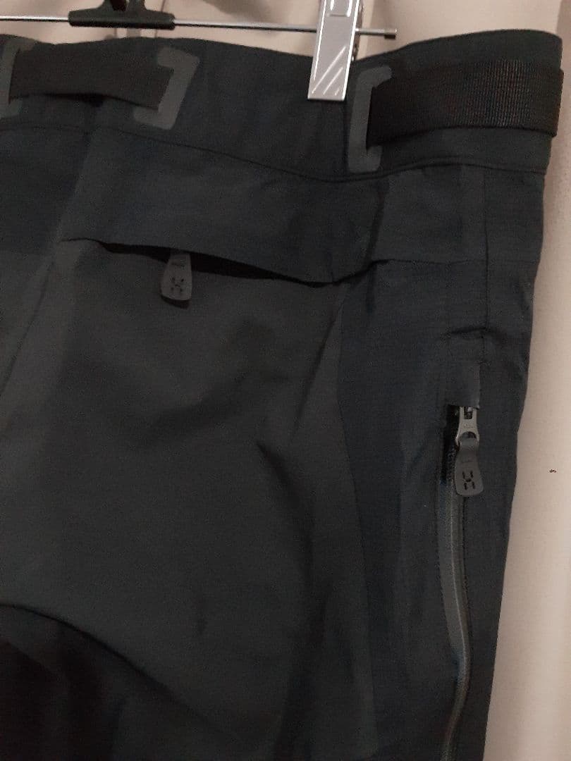 ホグロフス HAGLOFS GORETEX PRO ビブパンツ 黒