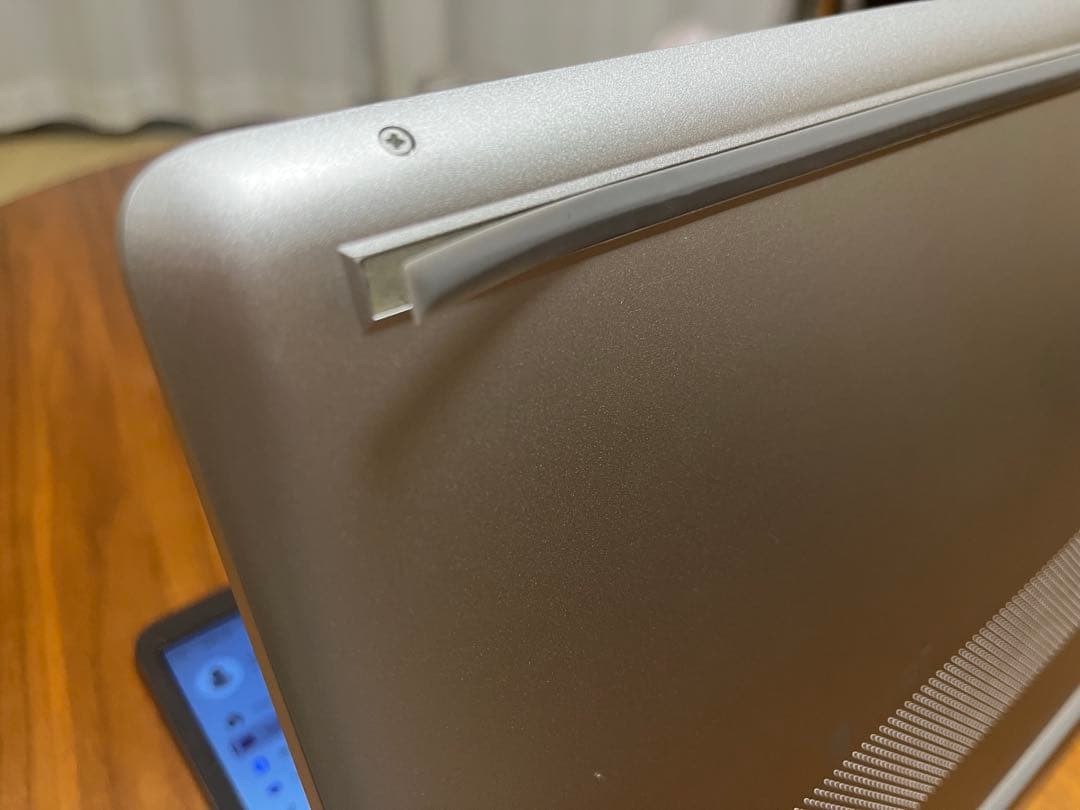 HP 14インチ ノートPC (UKキーボード)