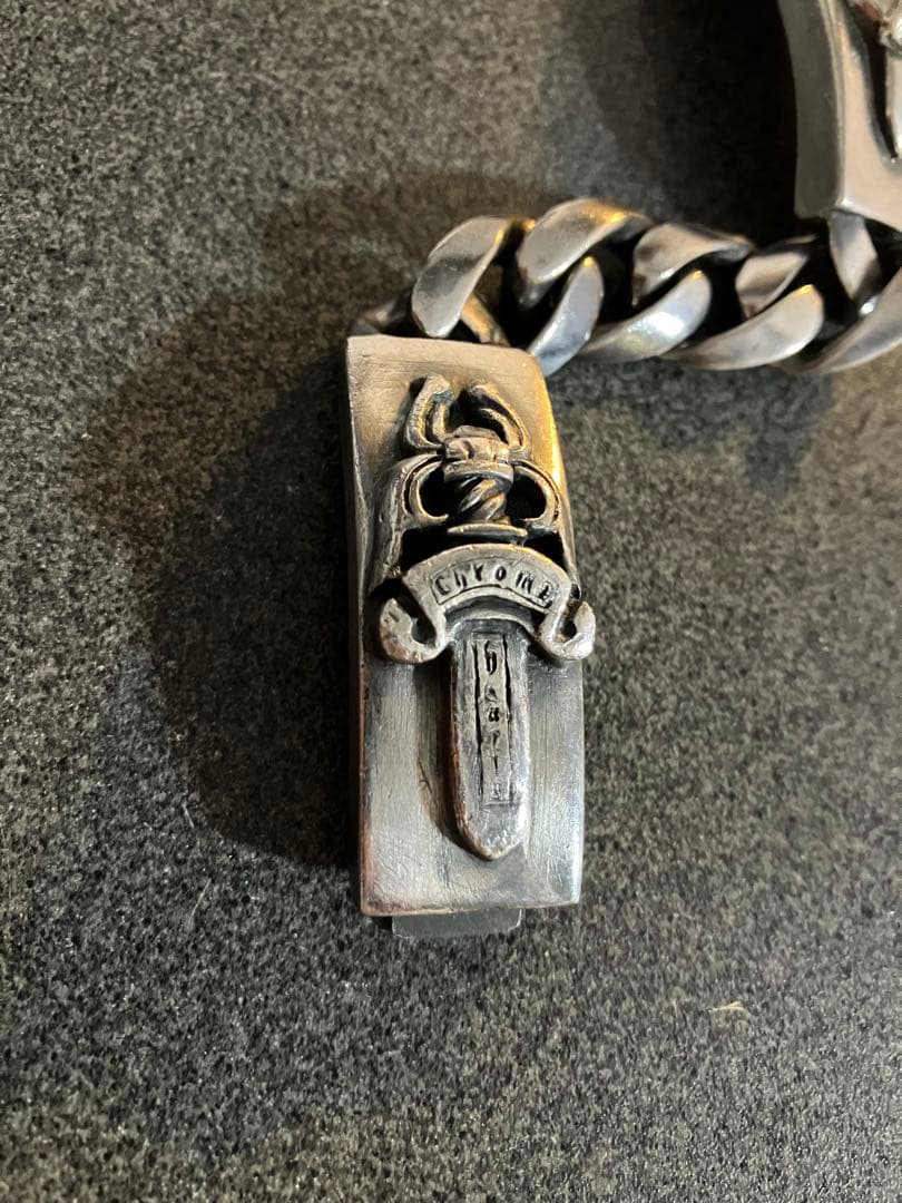 ダブルダガーIDブレスレット