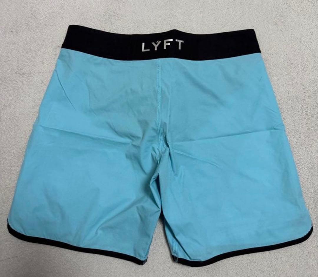 【公式完売品】LYFT サーフパンツ Sサイズ 水色