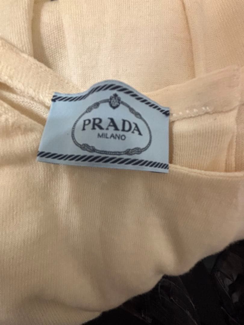 【美品】PRADAニット