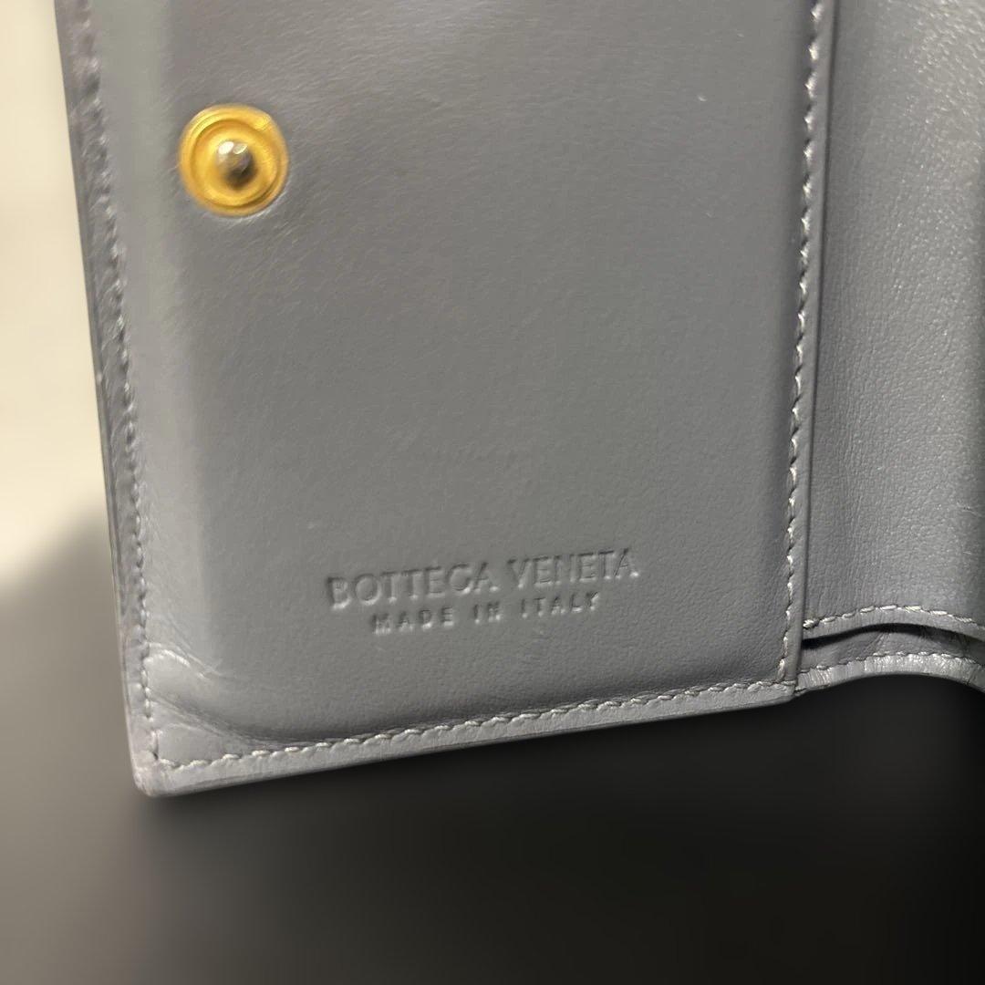 BOTTEGA VENETA グレー 二つ折り財布