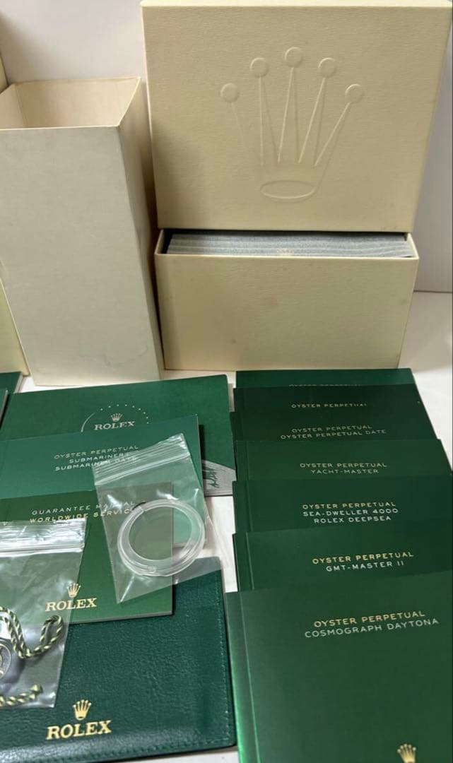 ロレックス純正デイトナ・サブマリーナデイトSサイズ BOX ２箱　付属品計32点
