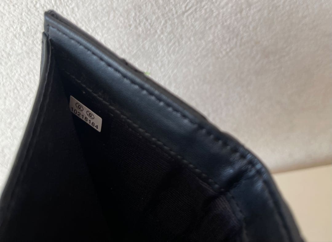 未使用 CHANEL ブラック 三つ折り財布