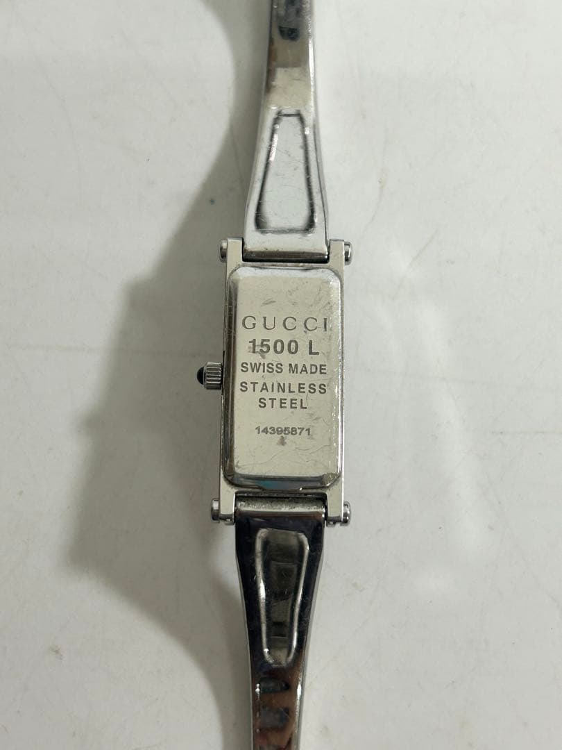GUCCI 1500 L 腕時計　ダイヤモンドシェル文字盤