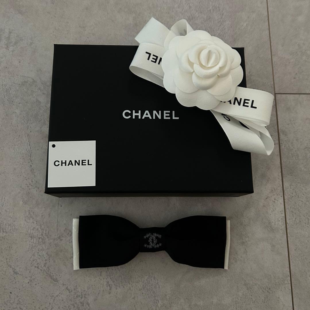 CHANEL シャネル　ボウバレッタ
