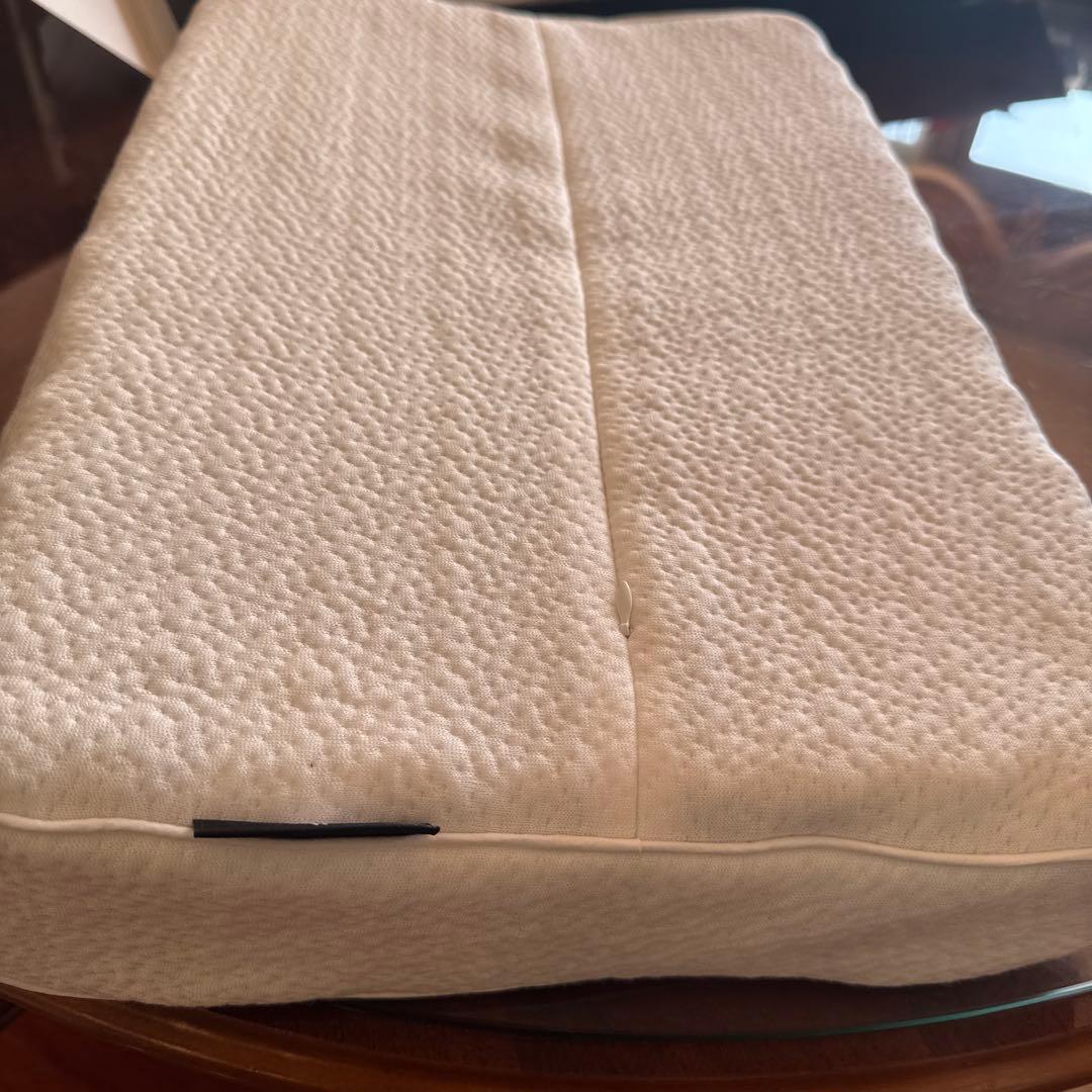 ひつじのいらない枕 ホワイト