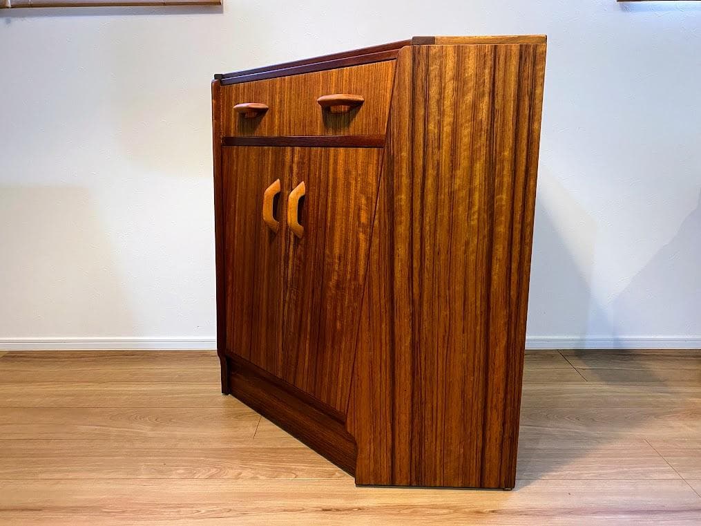 ヴィンテージ g-plan コーナーキャビネットビューロー 仕上済