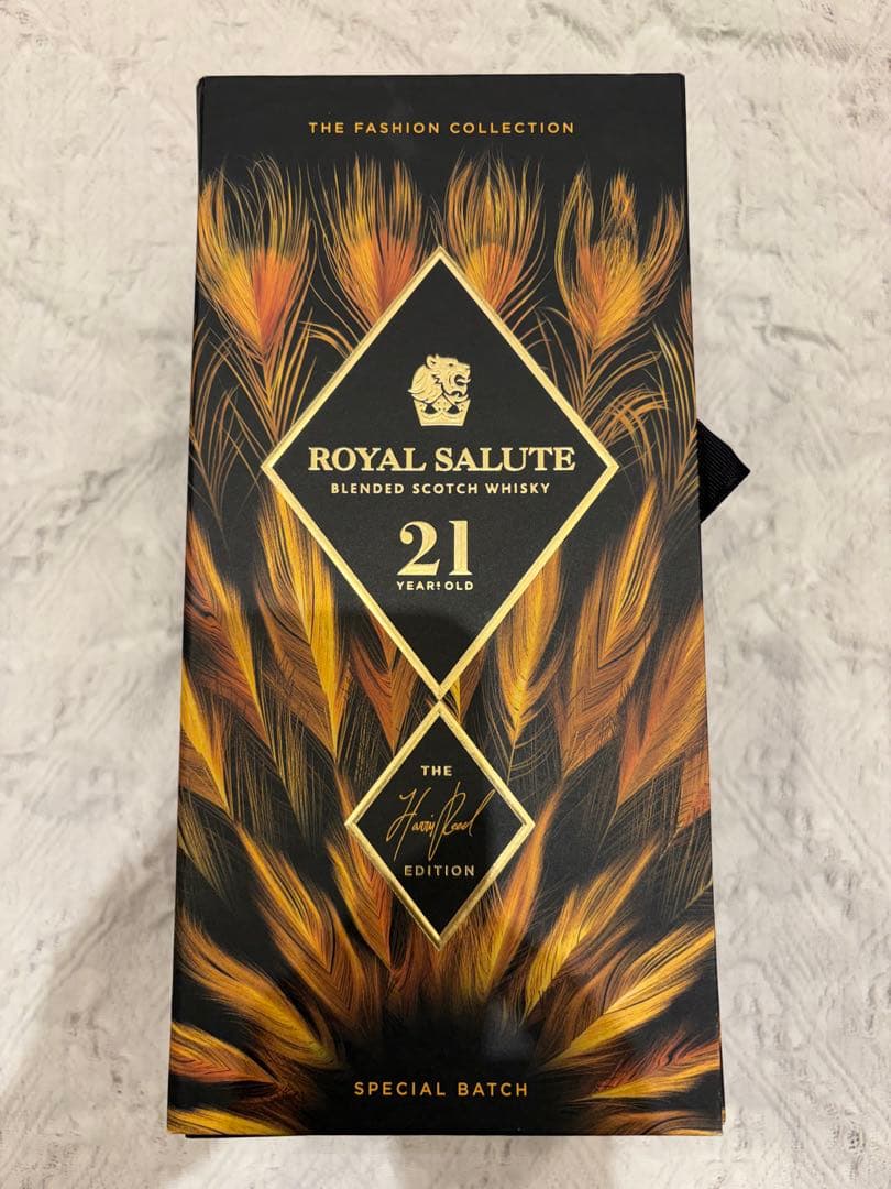 【未開封】 SALUTE 21年 特別デザインボトル