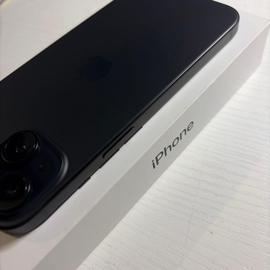 iPhone15 128GB ブラック SIMフリー 極美品