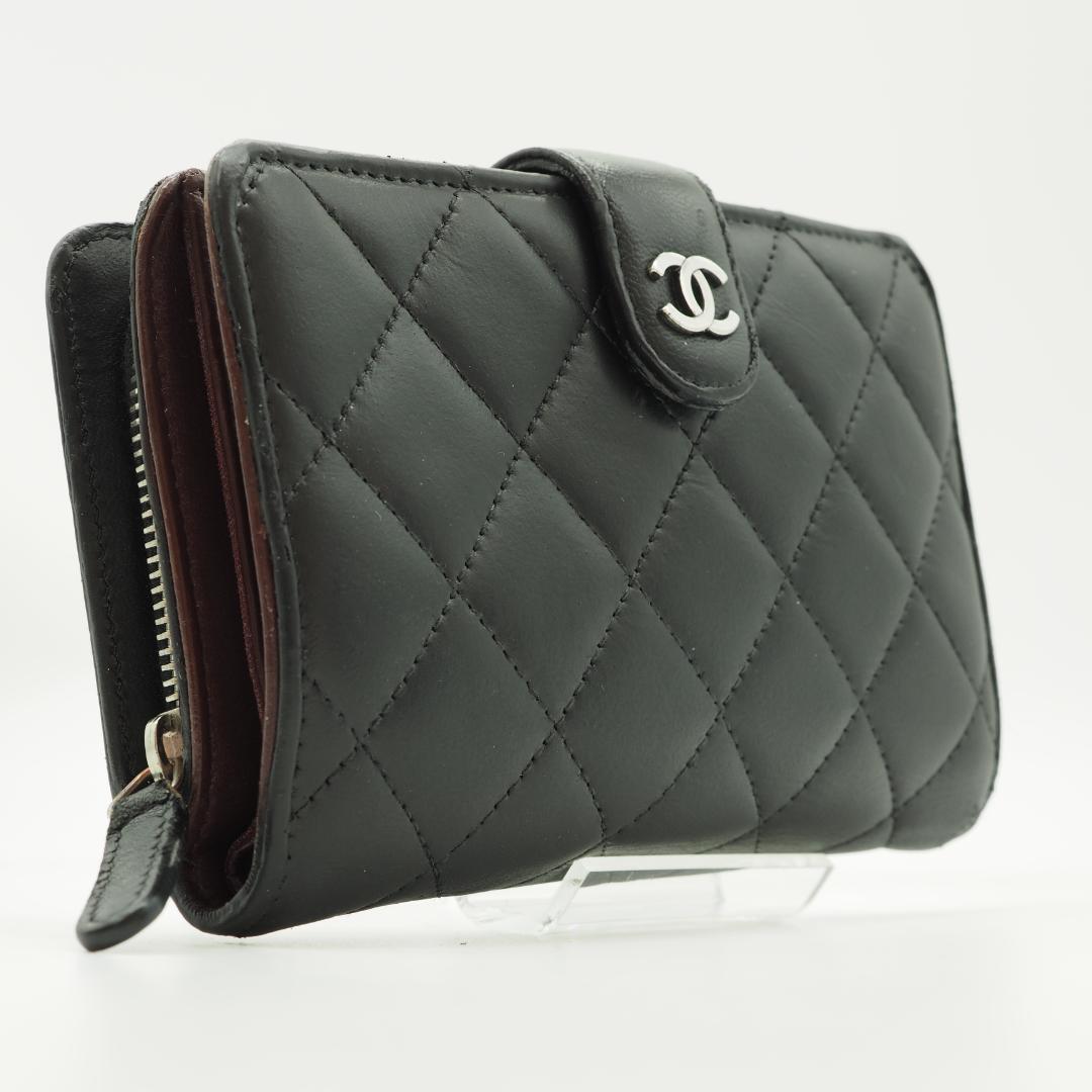 【たまこ】CHANEL シャネル マトラッセ 二つ折り財布 ミドル