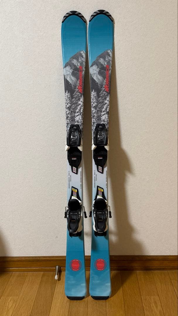 ノルディカ 120 スキー板とポールのセット