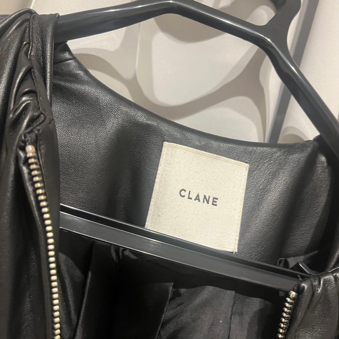 [美品]CLANEクラネ　EGG エッグFAKE LEATHER JACKET