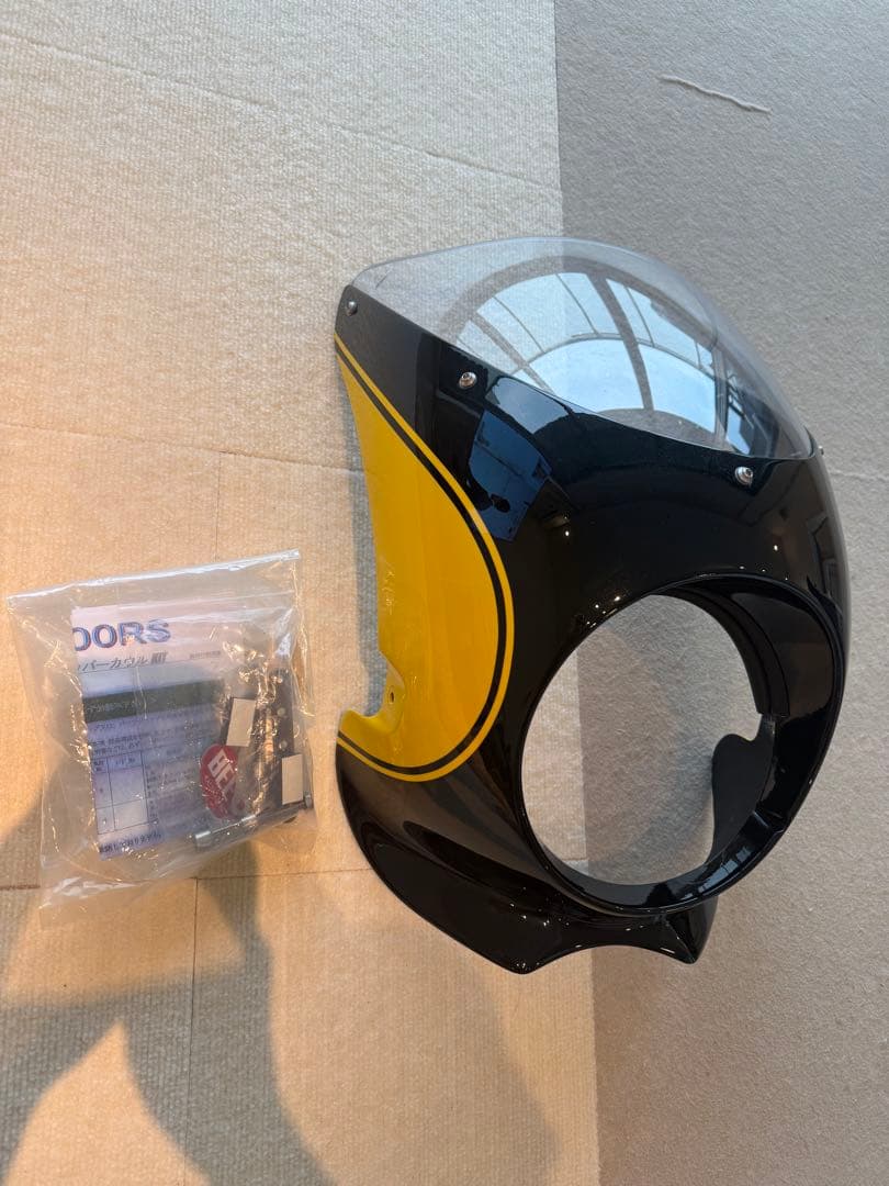 Z900RS SE用　アッパーカウル　BEET ビート　塗装済み　イエローボール