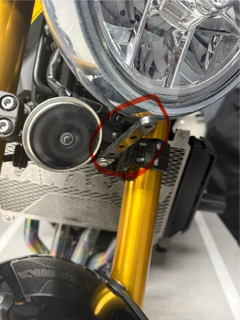 Z900RS SE用　アッパーカウル　BEET ビート　塗装済み　イエローボール