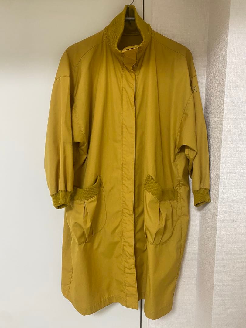 isseymiyake ステンカラーコート イエロー
