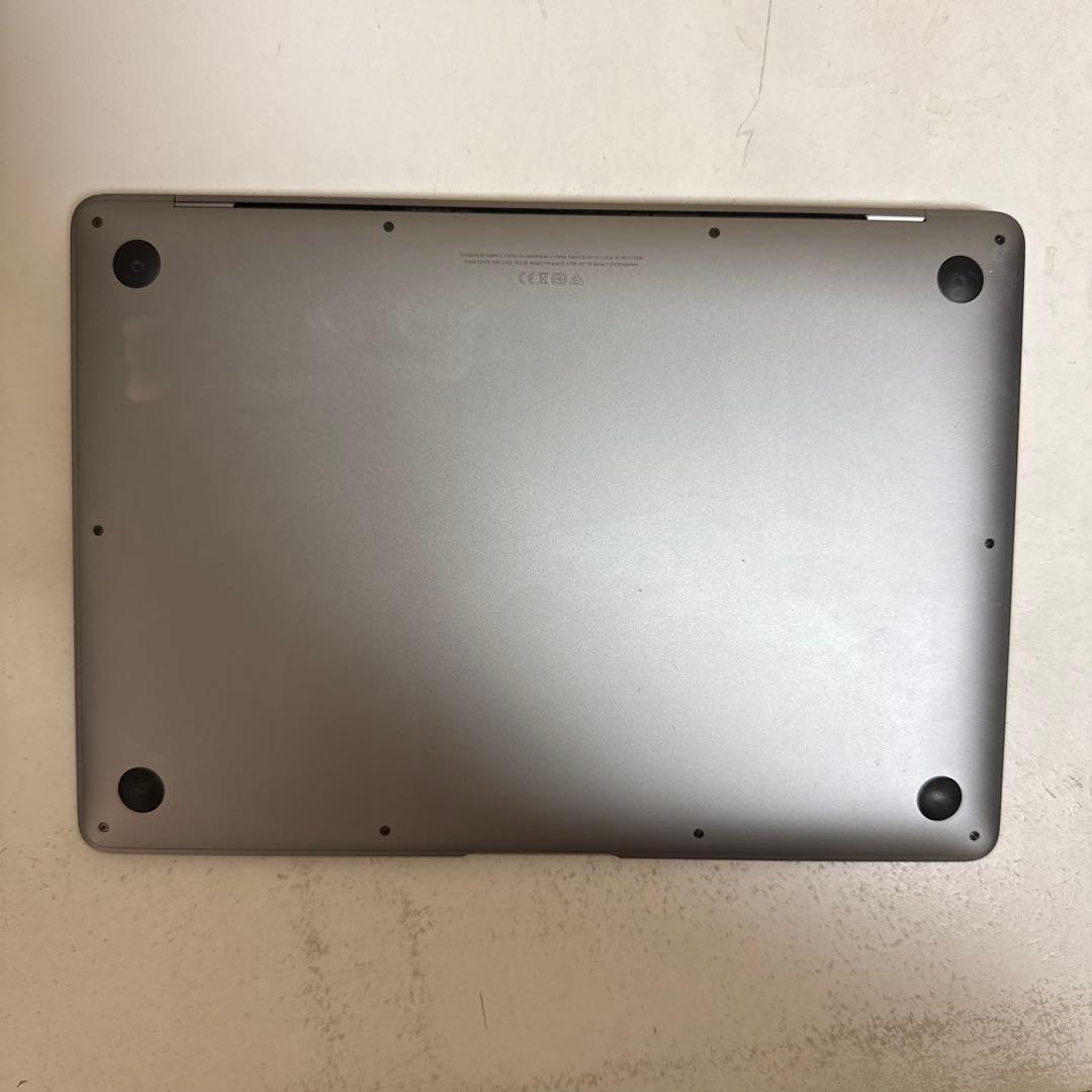 MacBook Air (Retina, 13-inch, 2020)即購入可