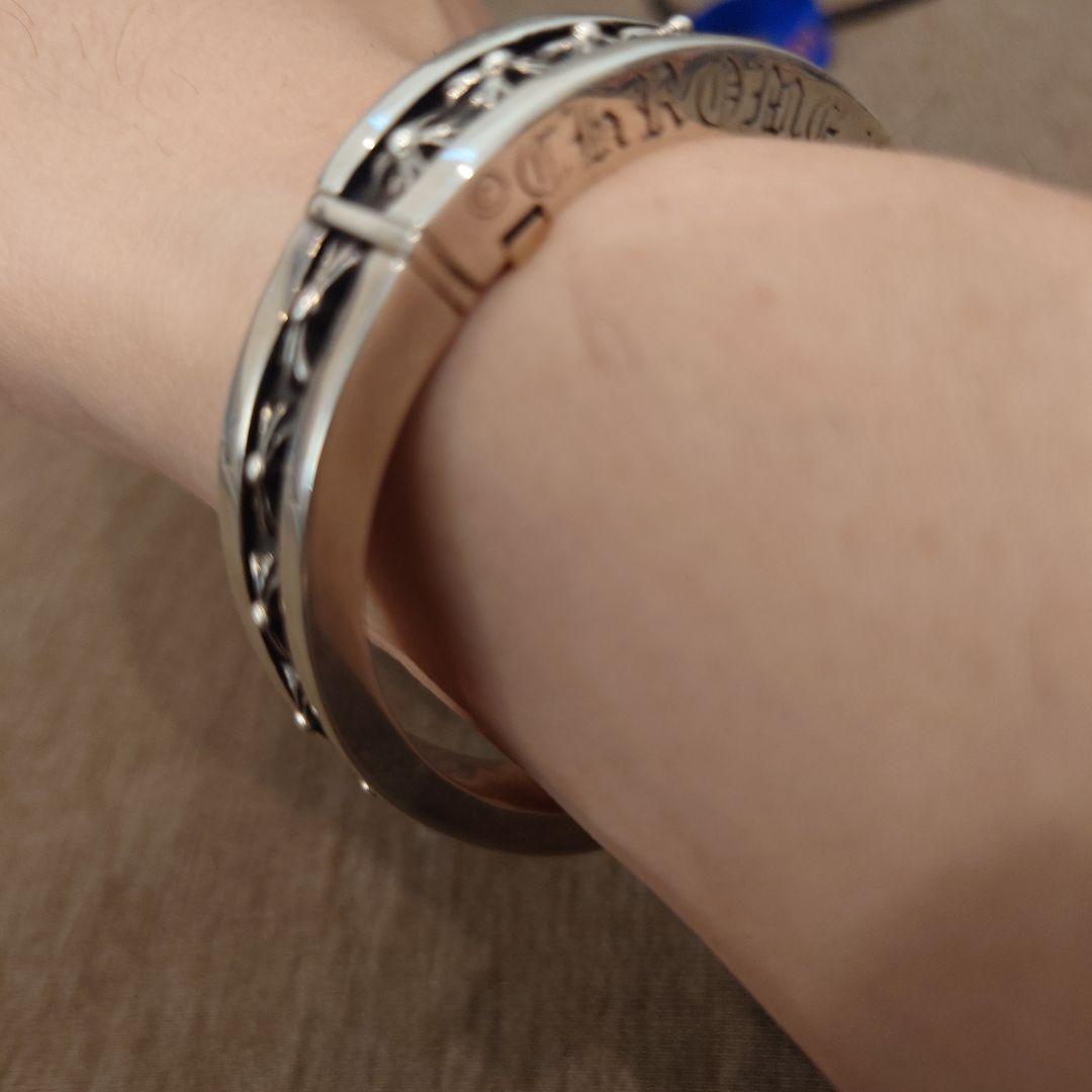 CHROME HEARTS ナロー V バンド CH プラス バングル