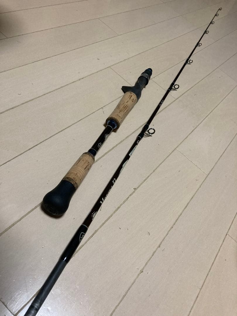 ツララ ボンバダアグア モレーナ53