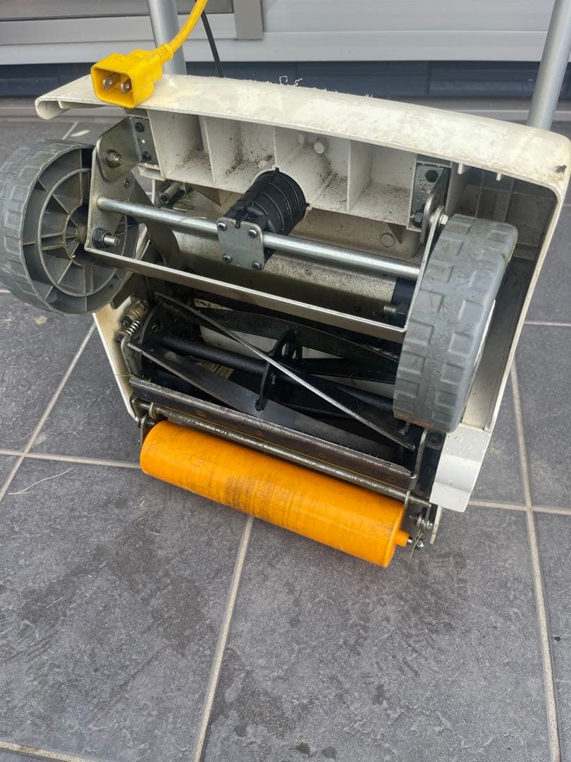 RYOBI 芝刈り機 LM-2810