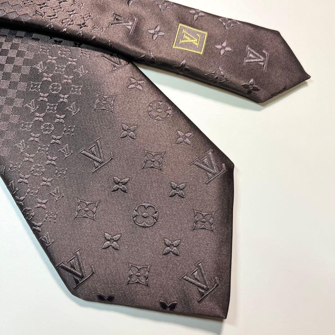 希少✨極美品✨LOUIS VUITTON ネクタイ　ミックスモノグラム　名作