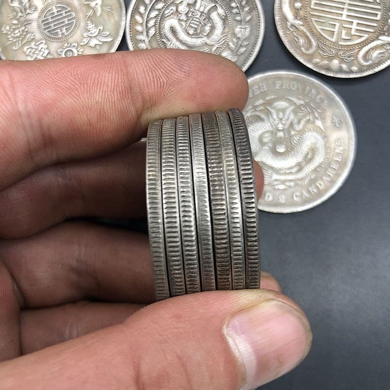 中国古銭 袁大頭銀元 龍洋銀元 希少　硬美品 現代工芸品 美品