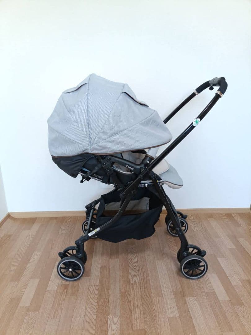 Combi　ベビーカー　メチャカルハンディオート4キャス エッグショック　新生児