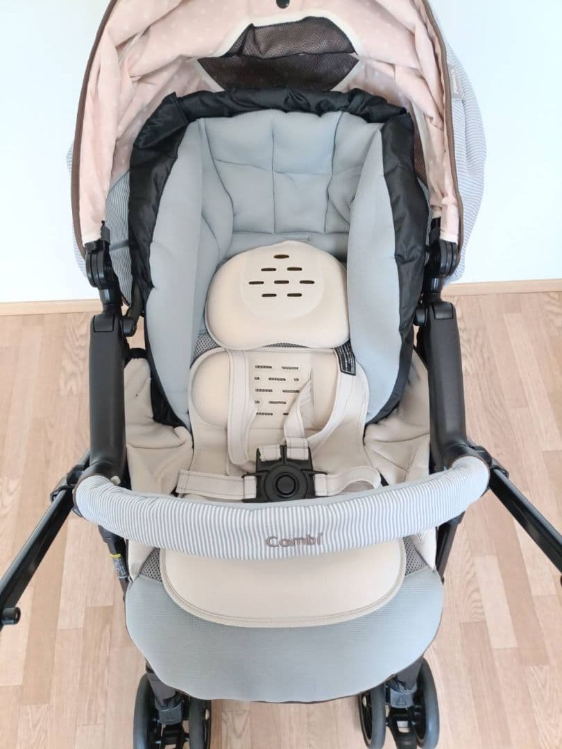 Combi　ベビーカー　メチャカルハンディオート4キャス エッグショック　新生児
