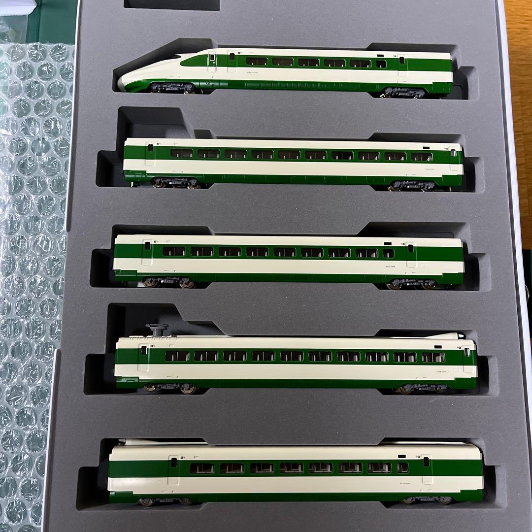 kato E2系1000番台新幹線「200系カラー」　10両セット