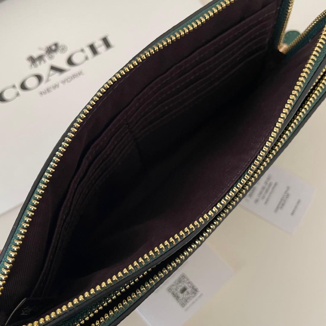 COACH コーチ　ダブルジップポーチ　長財布　リストレット ダークパイン　緑色