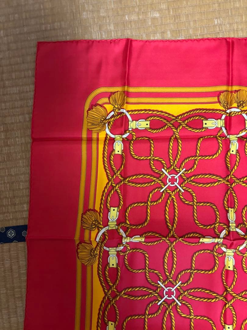 エルメス カレ90 シルクスカーフ 赤 ゴールド 鎖柄 正規品