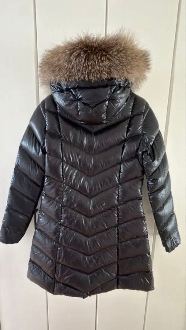 MONCLER モンクレール　ブラック ダウンジャケット フード付き　極美品