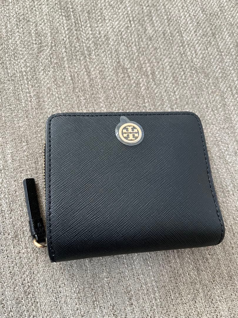 トリーバーチ 二つ折り財布