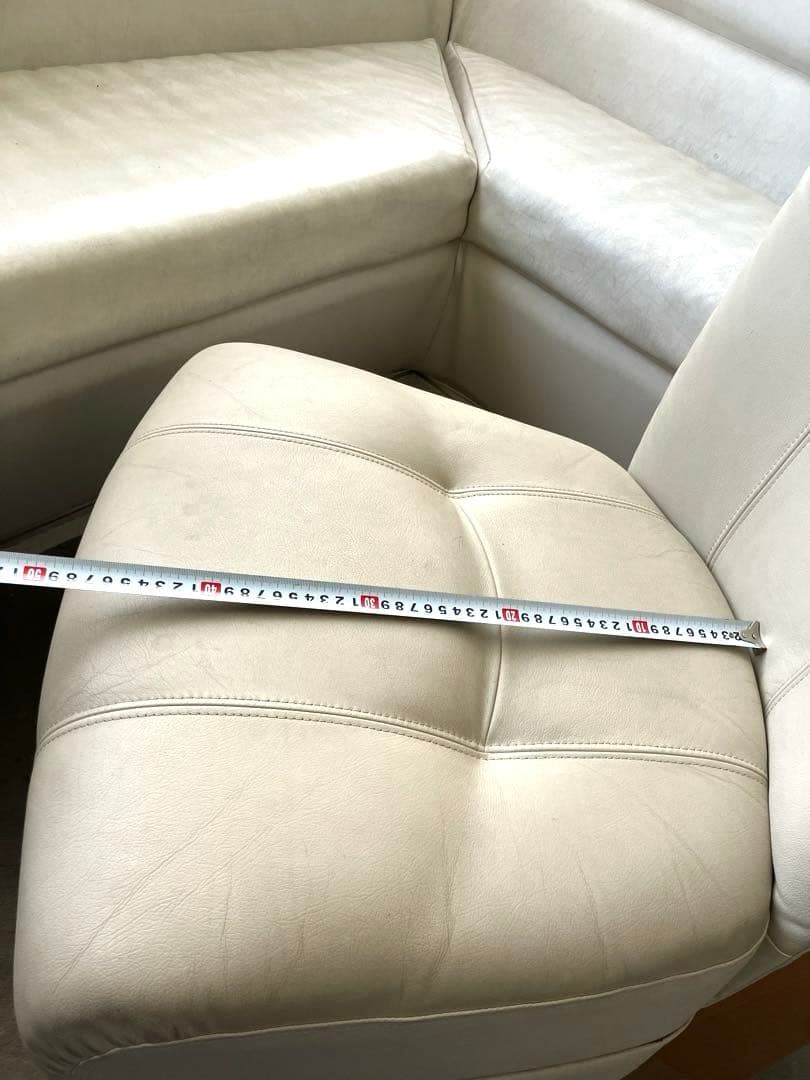 ホワイトレザー1人掛けソファ キャスター付き