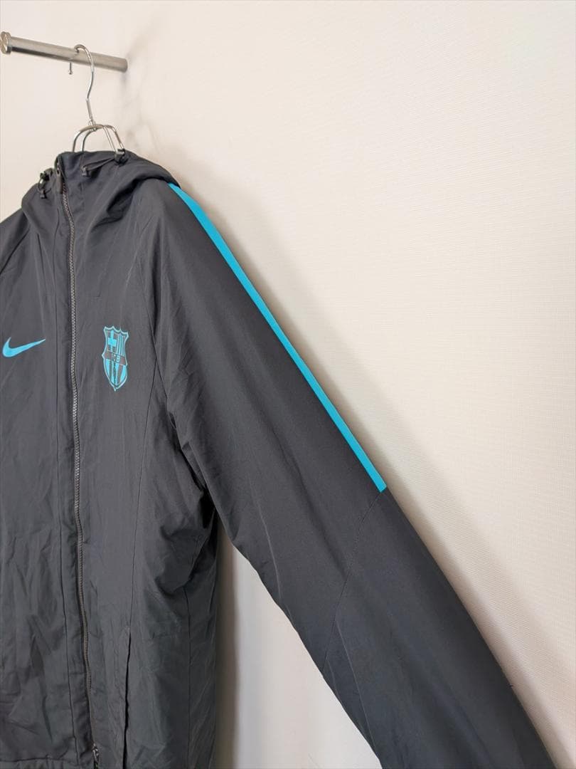 NIKE FCB バルセロナ　中綿 ロングコート S サッカー ベンチコート