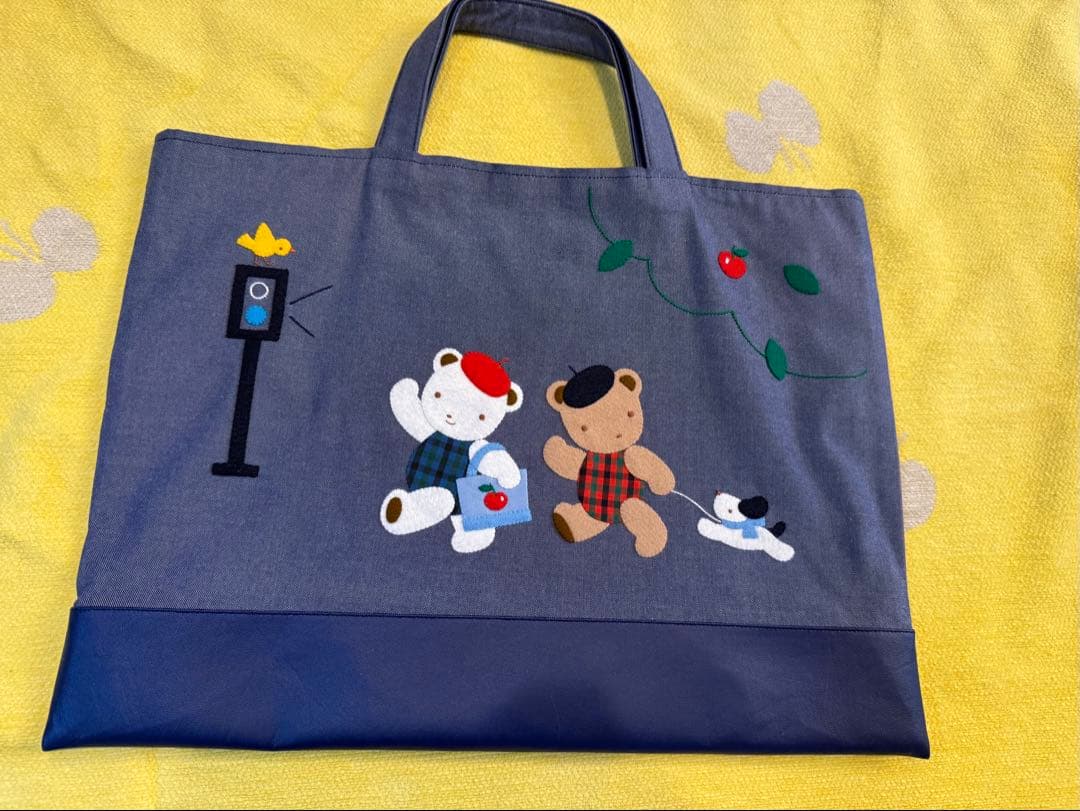 ファミリア　手刺繍　デニムバッグ