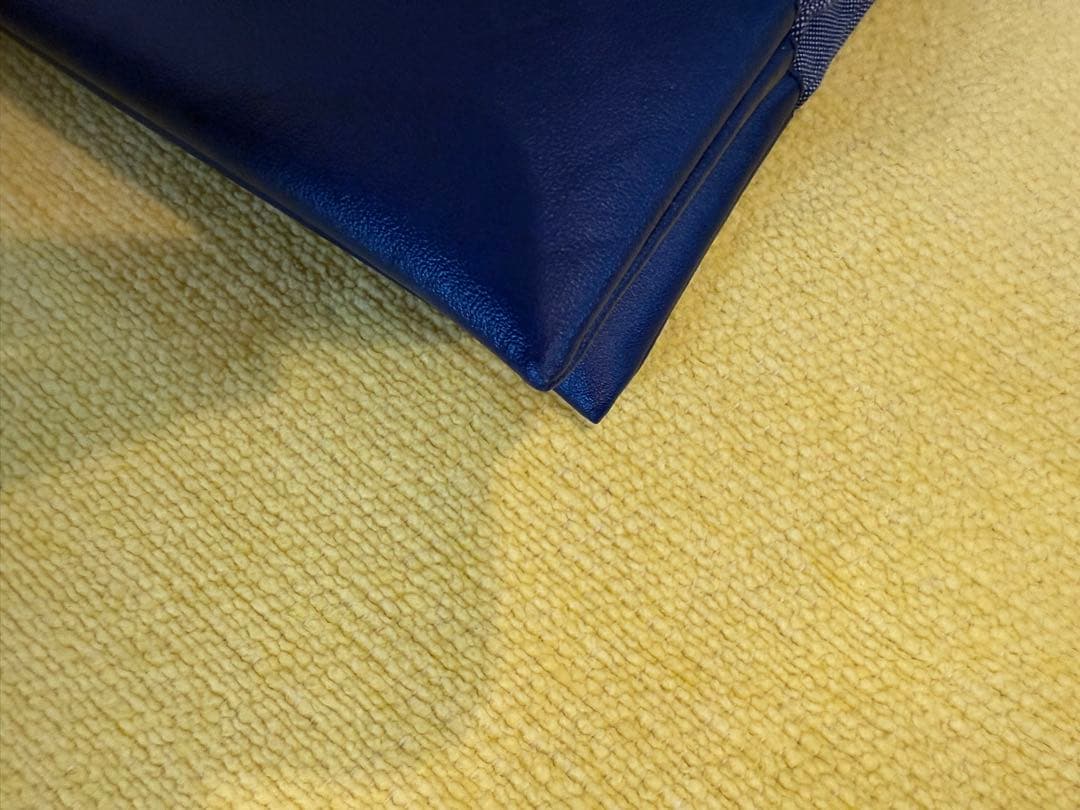 ファミリア　手刺繍　デニムバッグ