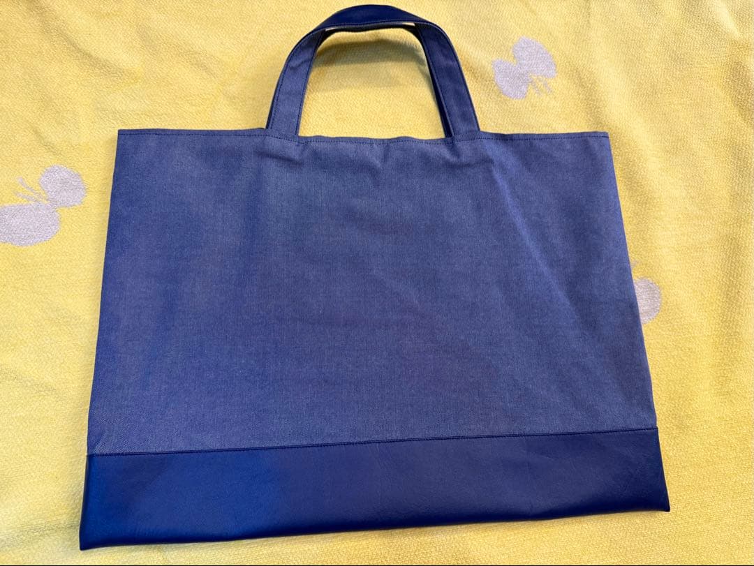 ファミリア　手刺繍　デニムバッグ